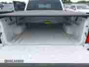 2017 Chevrolet Silverado 1500 Work Truck с VIN 1GCVKNEC8HZ340715, выставлен на аукционе IAAI как лот 42614112 с пробегом 145 583 миль миль и . История ставок и продаж доступна на DreamBid. Изображение 12.