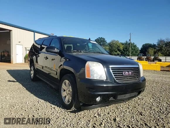 ✅ 2011 GMC Yukon XL SLT • VIN: 1GKS2KE35BR102009 • Lot: 82187725. Listed on Copart with 128,787 mi. Free auction sales archive from the USA and detailed vehicle history report at DreamBid. Image 14.