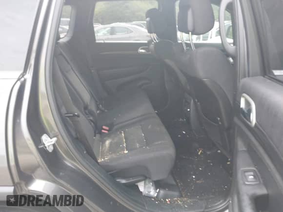 2020 Jeep Grand Cherokee Altitude z VIN 1C4RJEAG7LC119017, wystawiony jako IAAI lot #42137551 z przebiegiem 133 934 mil mil oraz . Historia ofert i sprzedaży dostępna na DreamBid. Obrazek 8.