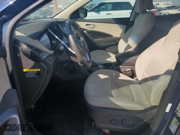 ✅ 2018 Hyundai Santa Fe 2.4L • VIN: 5XYZU3LB5JG507711 • Lot: 75247764. Wystawiony na Copart z przebiegiem 66 969 mil. Bezpłatny archiwum sprzedaży aukcyjnych z USA i szczegółowy raport historii pojazdu na DreamBid. Zdjęcie 7.