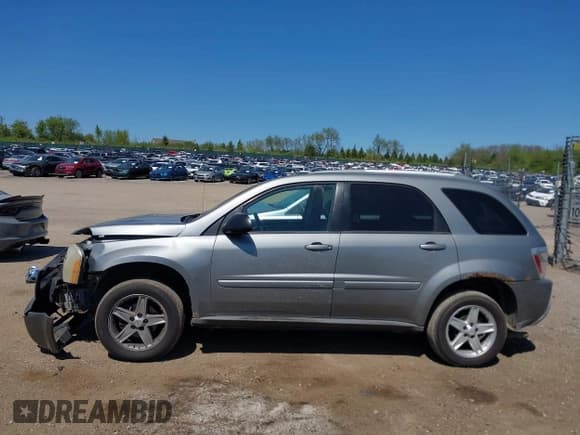✅ 2005 Chevrolet Equinox LT • VIN: 2CNDL73F856105929 • Лот: 42216845. Опубликован ранее на IAAI с пробегом 180 544 миль. Бесплатный доступ к архиву аукционных продаж из США и подробный отчёт об истории автомобиля на DreamBid. Изображение 14.