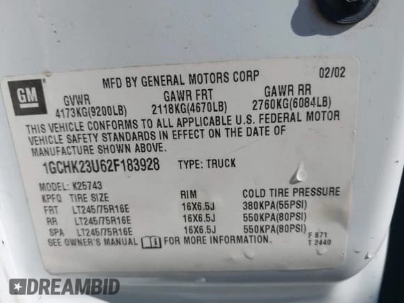 ✅ 2002 Chevrolet Silverado 2500HD LT • VIN: 1GCHK23U62F183928 • Lot: 43651982. Wystawiony na IAAI z przebiegiem 210 872 mil. Bezpłatny archiwum sprzedaży aukcyjnych z USA i szczegółowy raport historii pojazdu na DreamBid. Zdjęcie 8.