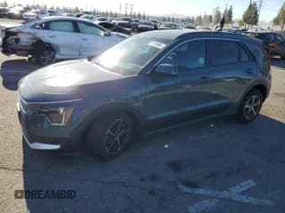 ✅ 2024 Kia Niro EX • VIN: KNDCS3LF9R5136569 • Lot: 87130664. Wystawiony na Copart z przebiegiem 9 675 mil. Bezpłatny archiwum sprzedaży aukcyjnych z USA i szczegółowy raport historii pojazdu na DreamBid. Zdjęcie 1.