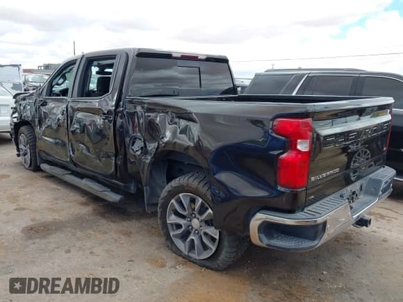 ✅ 2019 Chevrolet Silverado 1500 LT • VIN: 1GCPWCEDXKZ191919 • Lot: 42630197. Wystawiony na IAAI z przebiegiem 104 763 mil. Bezpłatny archiwum sprzedaży aukcyjnych z USA i szczegółowy raport historii pojazdu na DreamBid. Zdjęcie 3.
