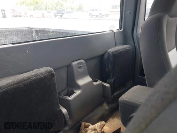 ✅ 2005 Ford Ranger XL Fleet • VIN: 1FTYR45E85PA75211 • Лот: 42256764. Опубликован ранее на IAAI с пробегом 169 892 миль. Бесплатный доступ к архиву аукционных продаж из США и подробный отчёт об истории автомобиля на DreamBid. Изображение 8.