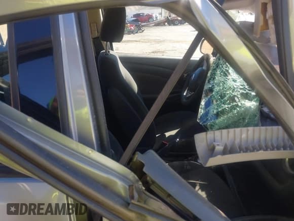 ✅ 2014 Nissan Versa SV • VIN: 3N1CN7AP7EL856041 • Лот: 43482905. Опубликован ранее на IAAI с пробегом Не указан. Бесплатный доступ к архиву аукционных продаж из США и подробный отчёт об истории автомобиля на DreamBid. Изображение 5.