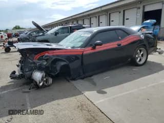 ✅ 2013 Dodge Challenger R/T • VIN: 2C3CDYBT3DH574055 • Lot: 63617635. Wystawiony na Copart z przebiegiem Nie podano. Bezpłatny archiwum sprzedaży aukcyjnych z USA i szczegółowy raport historii pojazdu na DreamBid. Zdjęcie 1.