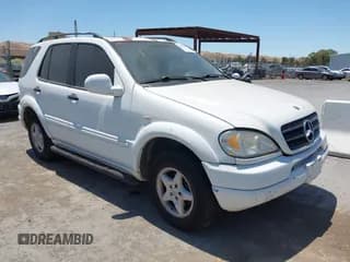 ✅ 1998 Mercedes-Benz M 320/430/500 • VIN: 4JGAB54E0WA049716 • Lot: 42572682. Listed on IAAI with 248,725 mi. Free auction sales archive from the USA and detailed vehicle history report at DreamBid. Image 1.