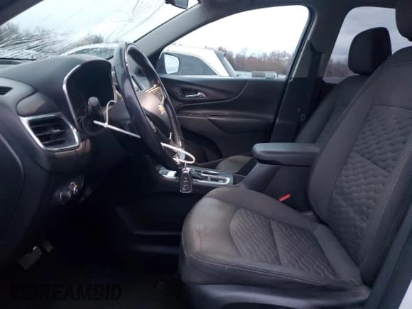 ✅ 2018 Chevrolet Equinox LT • VIN: 2GNAXSEV8J6196205 • Lot: 92627985. Wystawiony na Copart z przebiegiem 143 034 mil. Bezpłatny archiwum sprzedaży aukcyjnych z USA i szczegółowy raport historii pojazdu na DreamBid. Zdjęcie 7.