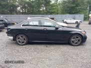 ✅ 2021 Mercedes-Benz C 300 • VIN: W1KWF8EB1MR630490 • Lot: 42827255. Wystawiony na IAAI z przebiegiem 72 597 mil. Bezpłatny archiwum sprzedaży aukcyjnych z USA i szczegółowy raport historii pojazdu na DreamBid. Zdjęcie 13.