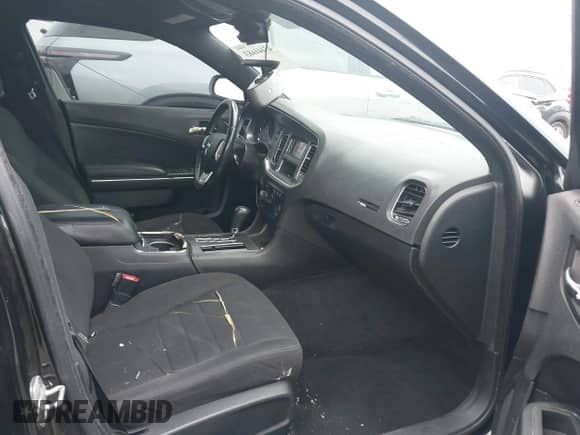 2013 Dodge Charger SE с VIN 2C3CDXBG2DH666643, выставлен на аукционе IAAI как лот 43441683 с пробегом 171 122 миль миль и . История ставок и продаж доступна на DreamBid. Изображение 5.