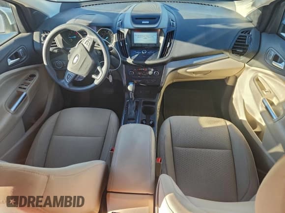 ✅ 2017 Ford Escape SE • VIN: 1FMCU0GD0HUD19554 • Lot: 96352765. Listed on Copart with 52,755 mi. Free auction sales archive from the USA and detailed vehicle history report at DreamBid. Image 8.