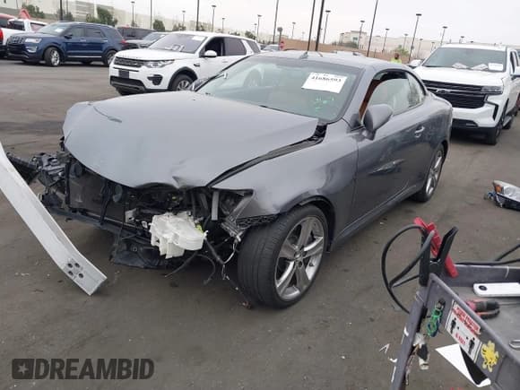 ✅ 2012 Lexus IS 350 C • VIN: JTHFE2C28C2508650 • Lot: 41686593. Listed on IAAI with 39,362 mi. Free auction sales archive from the USA and detailed vehicle history report at DreamBid. Image 19.
