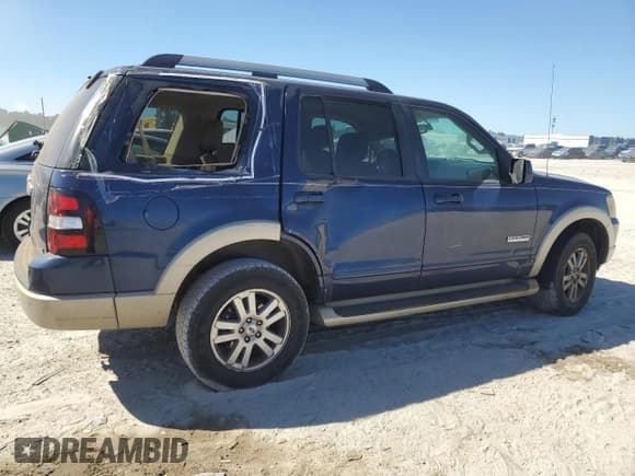 ✅ 2006 Ford Explorer Eddie Bauer • VIN: 1FMEU64E76UA28409 • Lot: 87231095. Wystawiony na Copart z przebiegiem 156 957 mil. Bezpłatny archiwum sprzedaży aukcyjnych z USA i szczegółowy raport historii pojazdu na DreamBid. Zdjęcie 3.