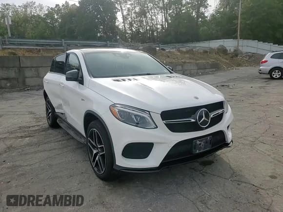 ✅ 2019 Mercedes-Benz GLE 43 AMG • VIN: 4JGED6EB0KA126472 • Lot: 83939775. Wystawiony na Copart z przebiegiem 94 507 mil. Bezpłatny archiwum sprzedaży aukcyjnych z USA i szczegółowy raport historii pojazdu na DreamBid. Zdjęcie 15.