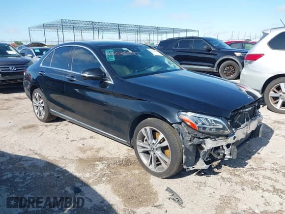 ✅ 2020 Mercedes-Benz C 300 • VIN: WDDWF8EB5LR549362 • Lot: 42302604. Wystawiony na IAAI z przebiegiem 52 831 mil. Bezpłatny archiwum sprzedaży aukcyjnych z USA i szczegółowy raport historii pojazdu na DreamBid. Zdjęcie 1.