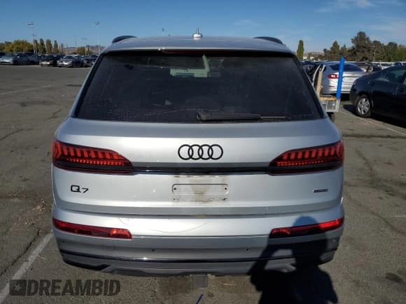 ✅ 2023 Audi Q7 Prestige • VIN: WA1VXBF7XPD010761 • Лот: 81337185. Опубликован ранее на Copart с пробегом 29 640 миль. Бесплатный доступ к архиву аукционных продаж из США и подробный отчёт об истории автомобиля на DreamBid. Изображение 6.
