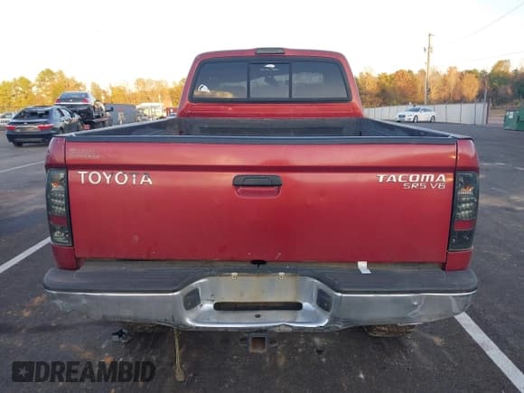✅ 2003 Toyota Tacoma • VIN: 5TEWN72NX3Z232560 • Lot: 43618550. Wystawiony na IAAI z przebiegiem 271 237 mil. Bezpłatny archiwum sprzedaży aukcyjnych z USA i szczegółowy raport historii pojazdu na DreamBid. Zdjęcie 16.