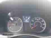 2012 Hyundai Accent SE z VIN KMHCU5AE7CU006010, wystawiony jako IAAI lot #43610200 z przebiegiem 134 292 mil mil oraz . Historia ofert i sprzedaży dostępna na DreamBid. Obrazek 7.