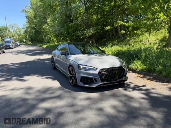 ✅ 2018 Audi RS 5 • VIN: WUAPWAF50JA904659 • Lot: 62110275. Wystawiony na Copart z przebiegiem 88 168 mil. Bezpłatny archiwum sprzedaży aukcyjnych z USA i szczegółowy raport historii pojazdu na DreamBid. Zdjęcie 1.