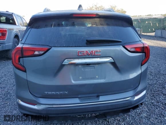 ✅ 2020 GMC Terrain SLT • VIN: 3GKALPEV4LL241659 • Lot: 86252065. Wystawiony na Copart z przebiegiem 109 281 mil. Bezpłatny archiwum sprzedaży aukcyjnych z USA i szczegółowy raport historii pojazdu na DreamBid. Zdjęcie 6.