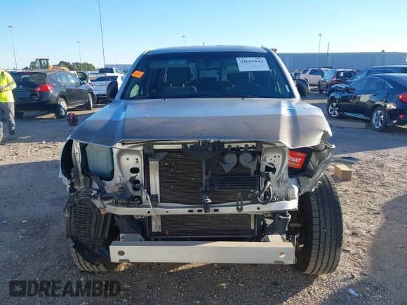 ✅ 2013 Toyota Tacoma PreRunner • VIN: 5TFJU4GN0DX044952 • Lot: 43655844. Listed on IAAI with 91,202 mi. Free auction sales archive from the USA and detailed vehicle history report at DreamBid. Image 13.