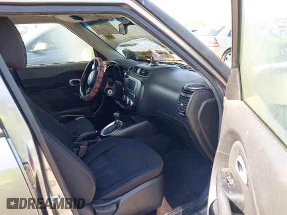 ✅ 2018 Kia Soul • VIN: KNDJN2A23J7589975 • Лот: 41982298. Опубликован ранее на IAAI с пробегом Не указан. Бесплатный доступ к архиву аукционных продаж из США и подробный отчёт об истории автомобиля на DreamBid. Изображение 5.