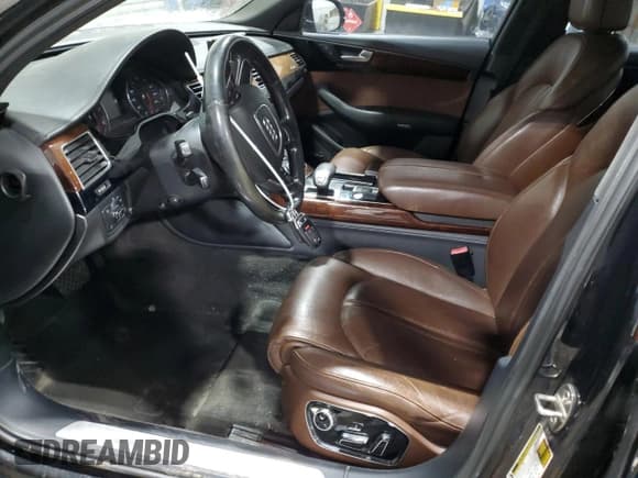 ✅ 2011 Audi A8 • VIN: WAURVAFD2BN009231 • Лот: 91887425. Опубликован ранее на Copart с пробегом 171 831 миль. Бесплатный доступ к архиву аукционных продаж из США и подробный отчёт об истории автомобиля на DreamBid. Изображение 7.