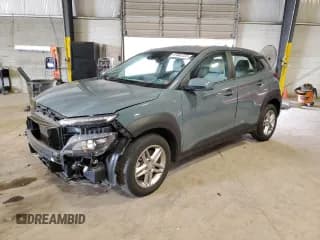 ✅ 2022 Hyundai Kona SE • VIN: KM8K2CAB5NU777127 • Лот: 67002225. Опубликован ранее на Copart с пробегом 29 791 миль. Бесплатный доступ к архиву аукционных продаж из США и подробный отчёт об истории автомобиля на DreamBid. Изображение 1.