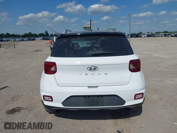 ✅ 2023 Hyundai Venue SEL • VIN: KMHRC8A37PU226573 • Lot: 42249416. Listed on IAAI with 24,290 mi. Free auction sales archive from the USA and detailed vehicle history report at DreamBid. Image 17.