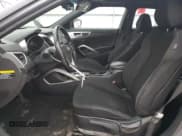 ✅ 2017 Hyundai Veloster Value Edition • VIN: KMHTC6AD9HU314397 • Lot: 81975354. Listed on Copart with 157,579 mi. Free auction sales archive from the USA and detailed vehicle history report at DreamBid. Image 7.