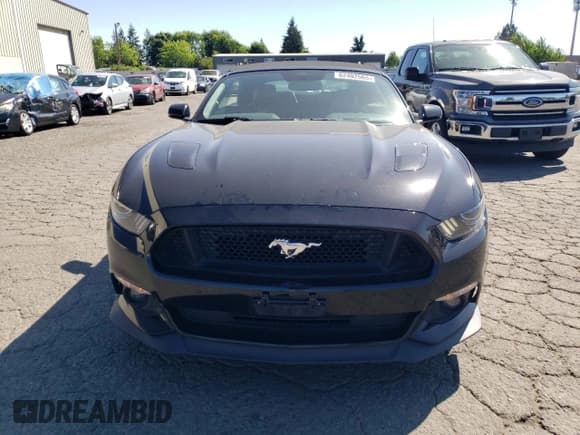 ✅ 2017 Ford Mustang GT Premium • VIN: 1FATP8FF7H5235678 • Lot: 62402565. Wystawiony na Copart z przebiegiem 79 988 mil. Bezpłatny archiwum sprzedaży aukcyjnych z USA i szczegółowy raport historii pojazdu na DreamBid. Zdjęcie 5.