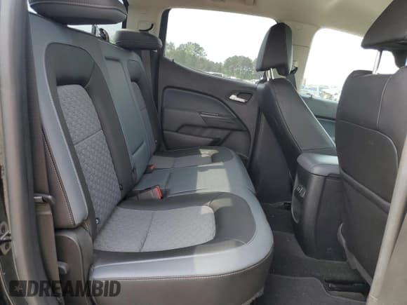 ✅ 2018 Chevrolet Colorado 4WD Z71 • VIN: 1GCGTDEN9J1192144 • Лот: 53122125. Опубликован ранее на Copart с пробегом 170 032 миль. Бесплатный доступ к архиву аукционных продаж из США и подробный отчёт об истории автомобиля на DreamBid. Изображение 10.