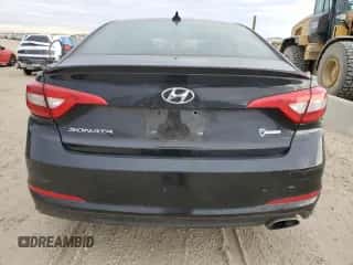 2017 Hyundai Sonata SE с VIN 5NPE24AF5HH524382, выставлен на аукционе Copart как лот 83953355 с пробегом 229 921 миль миль и Чистый • Clean title. История ставок и продаж доступна на DreamBid. Изображение 6.