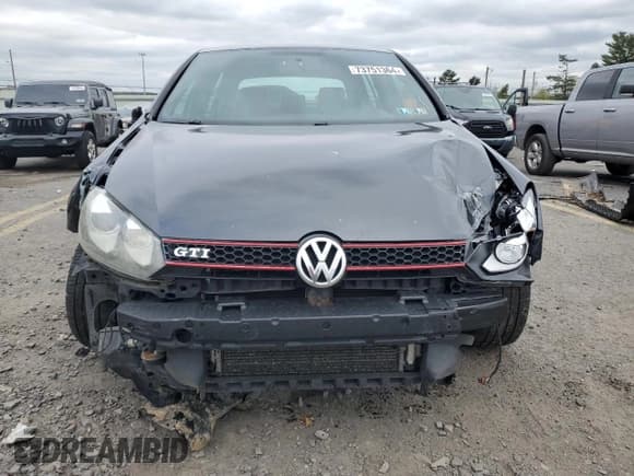 ✅ 2012 Volkswagen Golf GTI w/Conv & Sunroof PZEV • VIN: WVWHD7AJ4CW217382 • Lot: 73751364. Wystawiony na Copart z przebiegiem 166 772 mil. Bezpłatny archiwum sprzedaży aukcyjnych z USA i szczegółowy raport historii pojazdu na DreamBid. Zdjęcie 5.