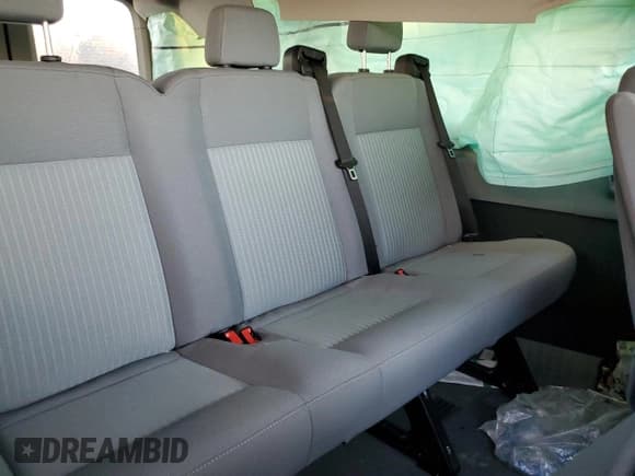 ✅ 2017 Ford Transit XL • VIN: 1FMZK1CM6HKB57601 • Lot: 88701775. Wystawiony na Copart z przebiegiem Nie podano. Bezpłatny archiwum sprzedaży aukcyjnych z USA i szczegółowy raport historii pojazdu na DreamBid. Zdjęcie 11.