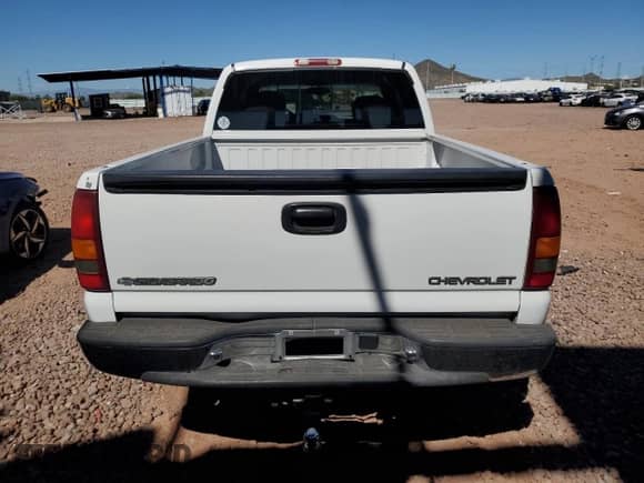 2000 Chevrolet Silverado 1500 LS с VIN 2GCEK19T8Y1269723, выставлен на аукционе Copart как лот 85348355 с пробегом 226 081 миль миль и Списание • Salvage title. История ставок и продаж доступна на DreamBid. Изображение 6.