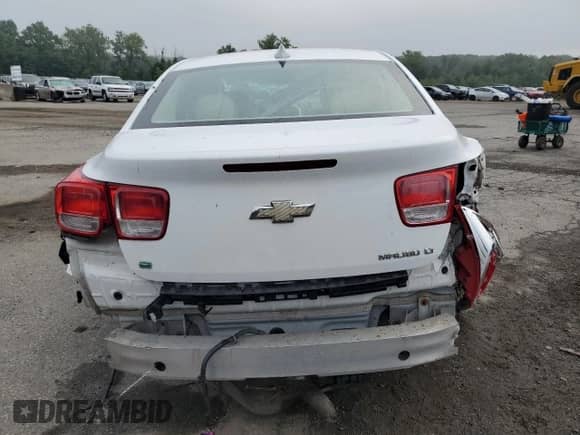 2015 Chevrolet Malibu LT z VIN 1G11D5SL2FF344294, wystawiony jako Copart lot #68896004 z przebiegiem 119 427 mil mil oraz Szkoda całkowita • Salvage title. Historia ofert i sprzedaży dostępna na DreamBid. Obrazek 6.