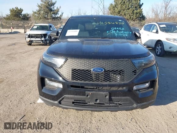 ✅ 2020 Ford Police Interceptor Utility • VIN: 1FM5K8AB5LGD08853 • Lot: 41556880. Wystawiony na IAAI z przebiegiem 90 477 mil. Bezpłatny archiwum sprzedaży aukcyjnych z USA i szczegółowy raport historii pojazdu na DreamBid. Zdjęcie 12.