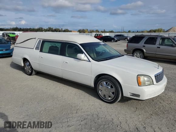 ✅ 2004 Cadillac DeVille Limousine • VIN: 1GEEH90Y74U550732 • Лот: 80014385. Опубликован ранее на Copart с пробегом 69 689 миль. Бесплатный доступ к архиву аукционных продаж из США и подробный отчёт об истории автомобиля на DreamBid. Изображение 4.