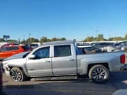 ✅ 2018 Chevrolet Silverado 1500 LT • VIN: 3GCUCRER1JG394416 • Lot: 43619558. Wystawiony na IAAI z przebiegiem 128 540 mil. Bezpłatny archiwum sprzedaży aukcyjnych z USA i szczegółowy raport historii pojazdu na DreamBid. Zdjęcie 14.