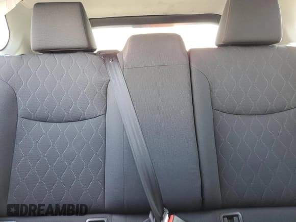 ✅ 2022 Toyota Corolla Cross LE • VIN: 7MUCAAAG0NV016026 • Lot: 72005785. Listed on Copart with 45,947 mi. Free auction sales archive from the USA and detailed vehicle history report at DreamBid. Image 10.