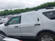 ✅ 2015 Ford Explorer • VIN: 1FM5K8B89FGB92208 • Lot: 42099998. Wystawiony na IAAI z przebiegiem 99 792 mil. Bezpłatny archiwum sprzedaży aukcyjnych z USA i szczegółowy raport historii pojazdu na DreamBid. Zdjęcie 14.