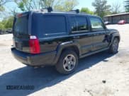 ✅ 2008 Jeep Commander Sport • VIN: 1J8HH48N88C153408 • Лот: 42060177. Опубликован ранее на IAAI с пробегом 165 939 миль. Бесплатный доступ к архиву аукционных продаж из США и подробный отчёт об истории автомобиля на DreamBid. Изображение 4.