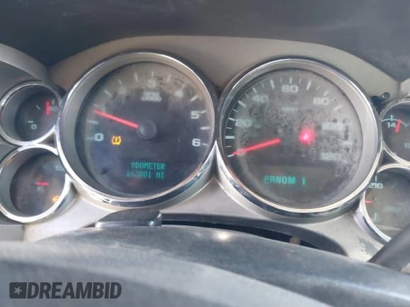 ✅ 2013 Chevrolet Silverado 2500HD Work Truck • VIN: 1GB0CVCG7DF111701 • Lot: 42816623. Wystawiony na IAAI z przebiegiem 162 081 mil. Bezpłatny archiwum sprzedaży aukcyjnych z USA i szczegółowy raport historii pojazdu na DreamBid. Zdjęcie 7.