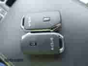 2022 Kia Sorento X-Line S z VIN 5XYRLDLC4NG147788, wystawiony jako IAAI lot #42503277 z przebiegiem 43 517 mil mil oraz . Historia ofert i sprzedaży dostępna na DreamBid. Obrazek 11.