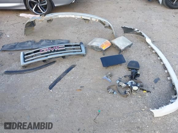 ✅ 2012 GMC Sierra 1500 SLE • VIN: 3GTP2VE79CG149583 • Лот: 43208325. Опубликован ранее на IAAI с пробегом 319 597 миль. Бесплатный доступ к архиву аукционных продаж из США и подробный отчёт об истории автомобиля на DreamBid. Изображение 12.