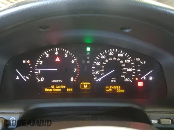 ✅ 2005 Lexus LS 430 • VIN: JTHBN36F450173792 • Lot: 89796655. Listed on Copart with 240,289 mi. Free auction sales archive from the USA and detailed vehicle history report at DreamBid. Image 9.