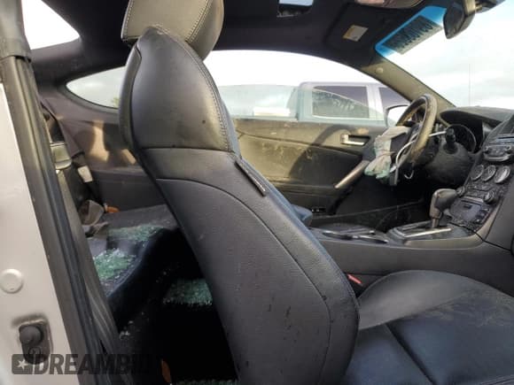 ✅ 2013 Hyundai Genesis Coupe Track • VIN: KMHHU6KJ0DU107687 • Lot: 89103525. Listed on Copart with 76,085 mi. Free auction sales archive from the USA and detailed vehicle history report at DreamBid. Image 10.