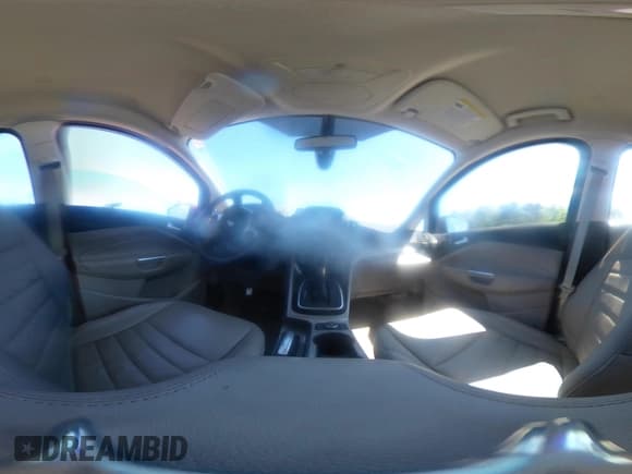 ✅ 2016 Ford C-Max SEL • VIN: 1FADP5CU1GL119747 • Lot: 41978761. Wystawiony na IAAI z przebiegiem 26 957 mil. Bezpłatny archiwum sprzedaży aukcyjnych z USA i szczegółowy raport historii pojazdu na DreamBid. Zdjęcie 18.